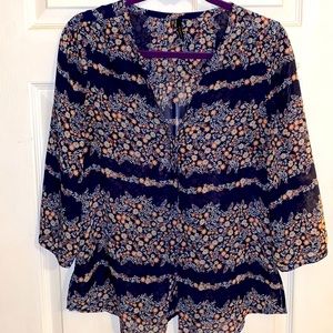 Maurices Small. V- neck button down blouse sheer lightweight.